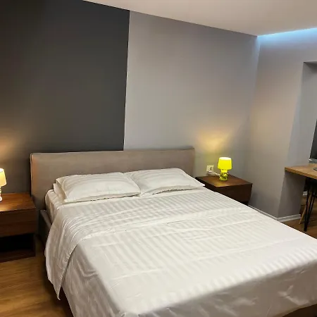 Apartment Dan